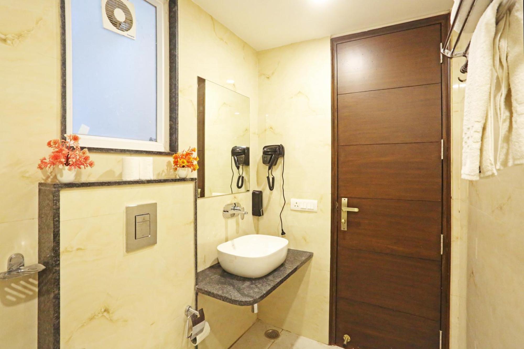 Frankstay By Hotel Mayfair Newly Built - Nuova Delhi Esterno foto